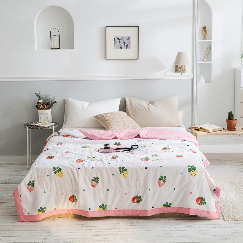 Printed summer quilt core air conditioner