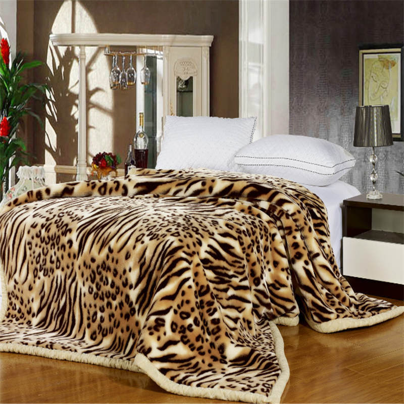 Non-shedding Super Soft Thick Fleece Blanket